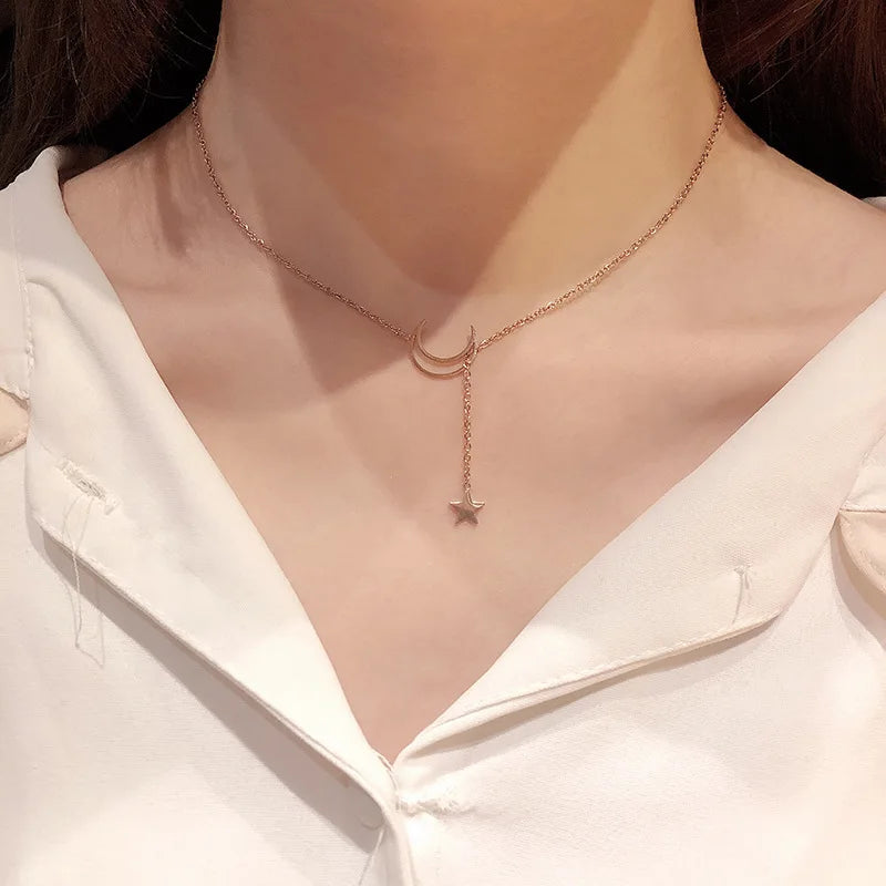 Moon & Star Pendant Choker Necklace - Gold Alloy Charm Chain - zyntrixe